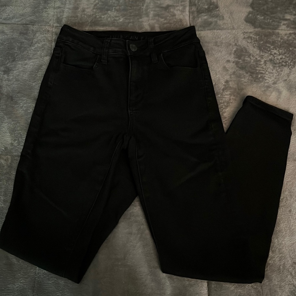 American Eagle Black Hi-Rise Jeggings